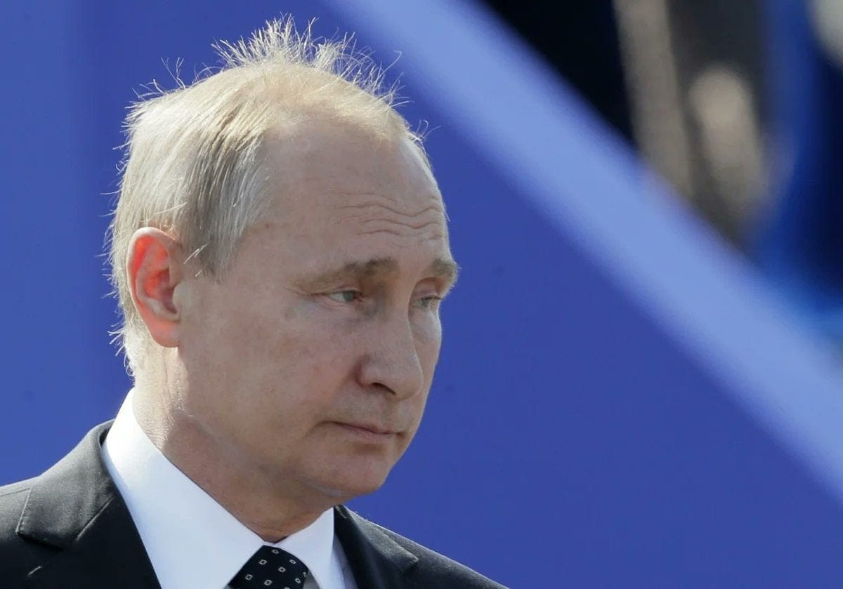 Закат электорального авторитаризма. Как Путин превратился из гаранта режима в его главную угрозу