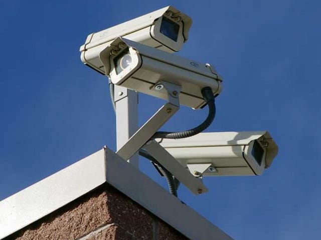 В Москве уклонистов от мобилизации вычисляют по камерам видеонаблюдения — «Осторожно, Москва»