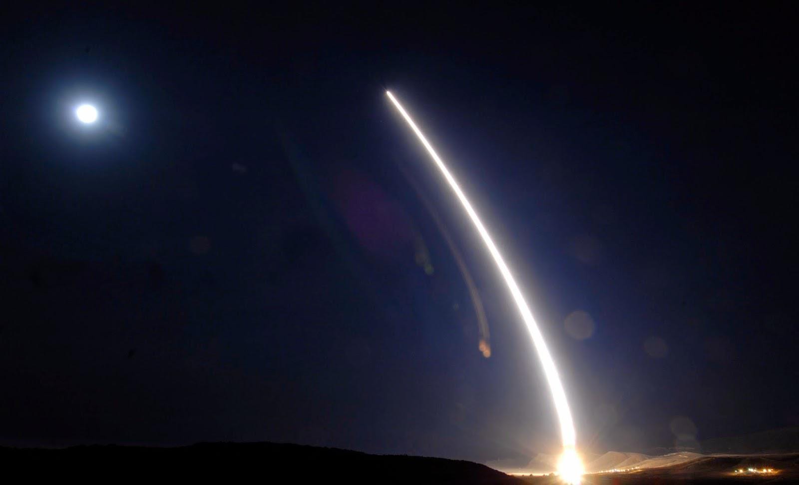 США осуществили пуск межконтинентальной баллистической ракеты Minuteman III